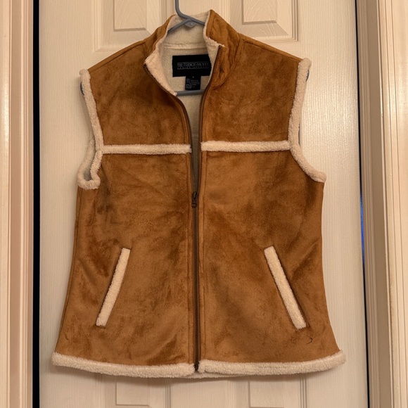 Jackets & Blazers - Tan Faux Shearling-Lined Vest with pockets